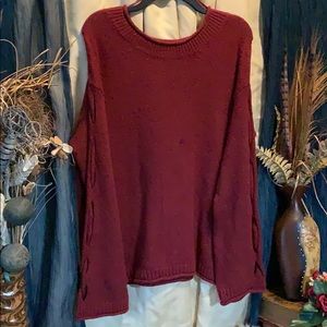Ladies dark red sweater size large & long sleeves